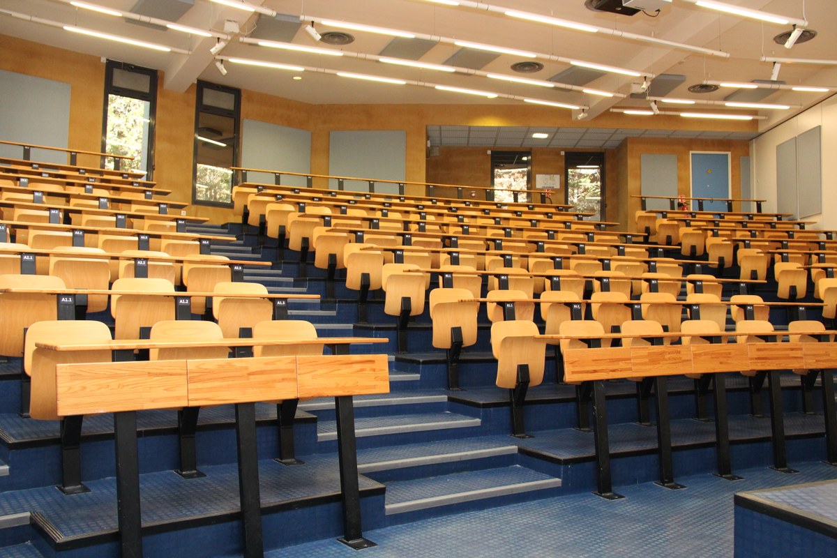 رسوم جامعة المعرفة 1442