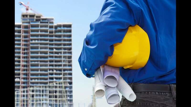 كلية الهندسة وأقسامها