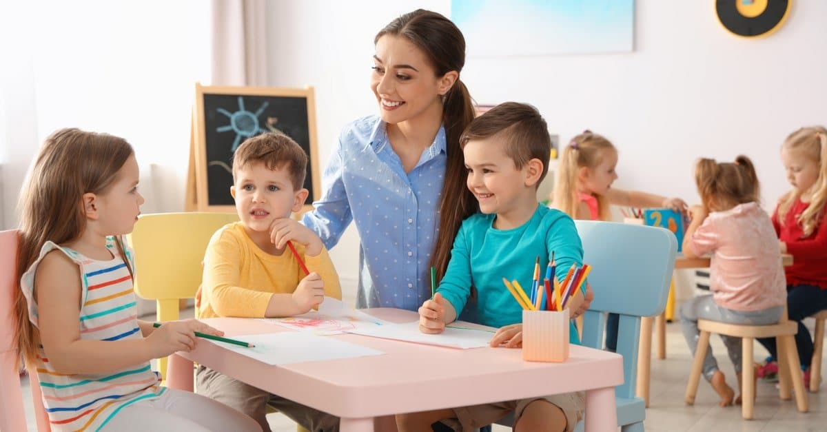 كلية رياض الأطفال